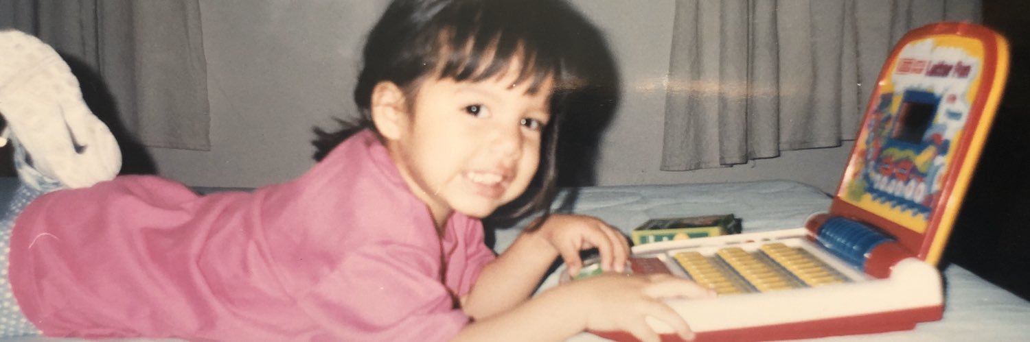 ximenalopez's profile banner image