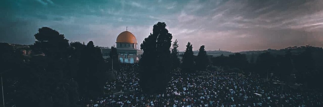 Hamzehsabraa's profile banner image