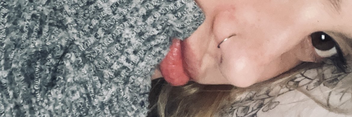 lolorauber's profile banner image