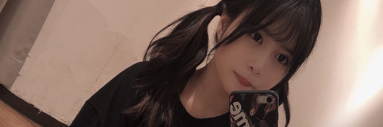 a_d927's profile banner image
