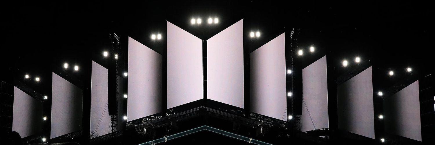 _ohmyglow's profile banner image