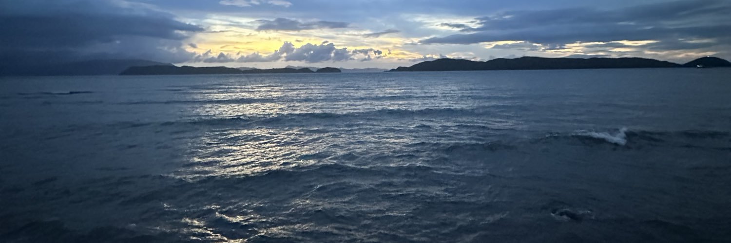 feetguideu's profile banner image