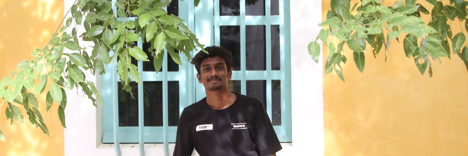 dharanee_123's profile banner image