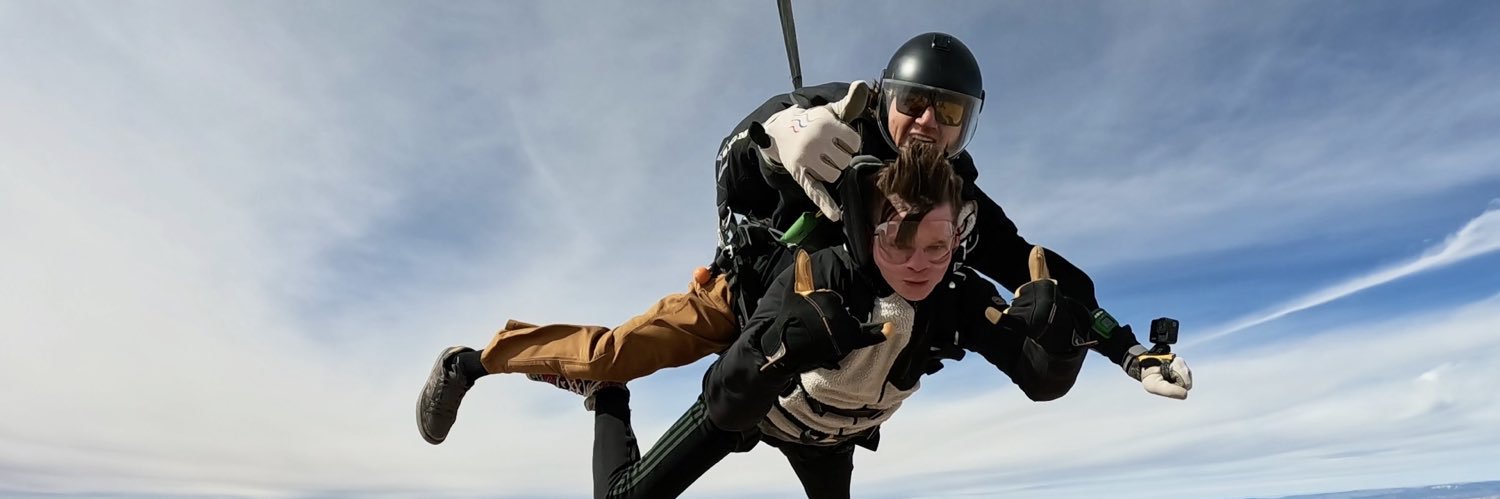 aaronrobards's profile banner image