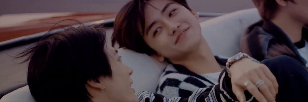𝐡𝐨𝐧𝐞𝐲𝐜𝐫𝐞𝐚𝐦 banner