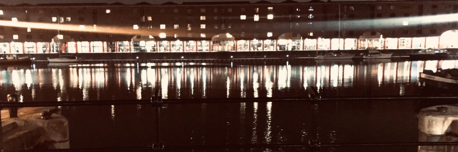 rosevanh's profile banner image
