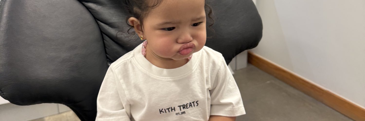 FirstQueenBeee's profile banner image