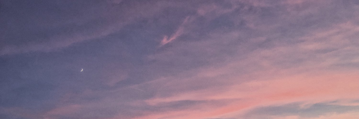 a_lunna_'s profile banner image