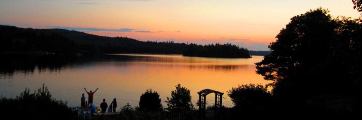 kellylauramarks's profile banner image