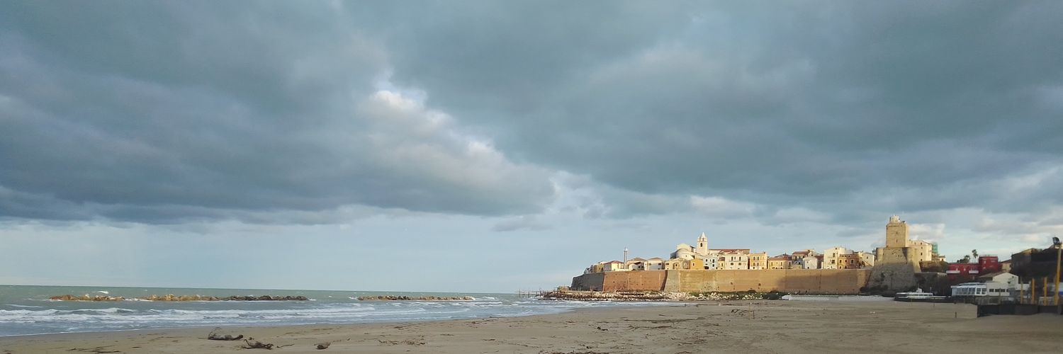 felicPier's profile banner image