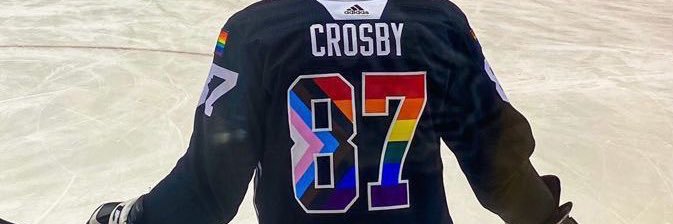 ike // sidney crosby’s bunny teeth banner