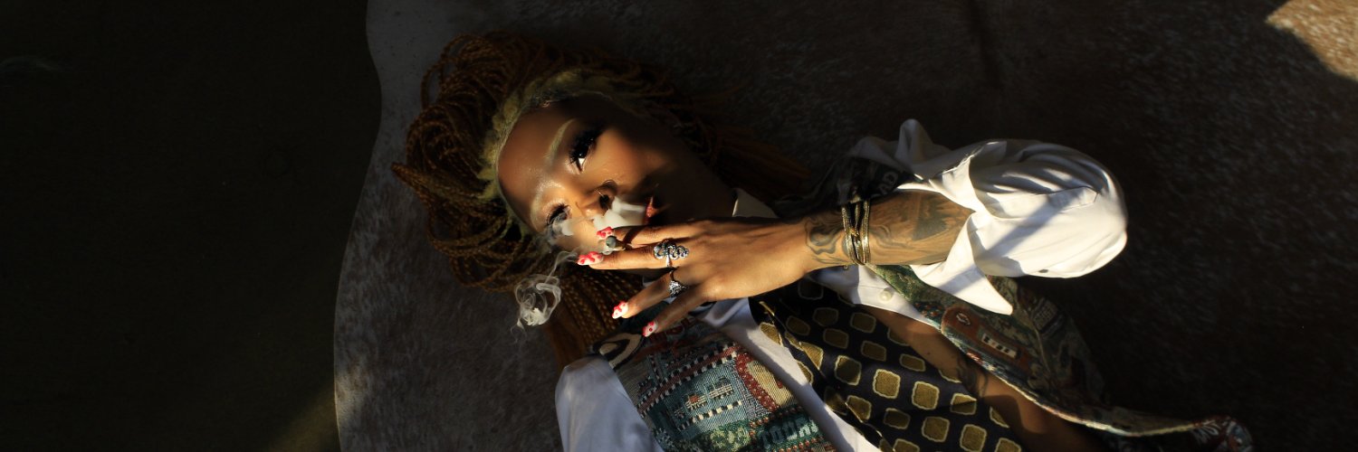 Nichelleseye_'s profile banner image