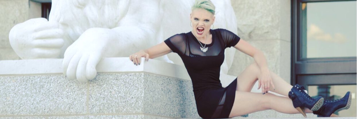 confidentmodel8's profile banner image