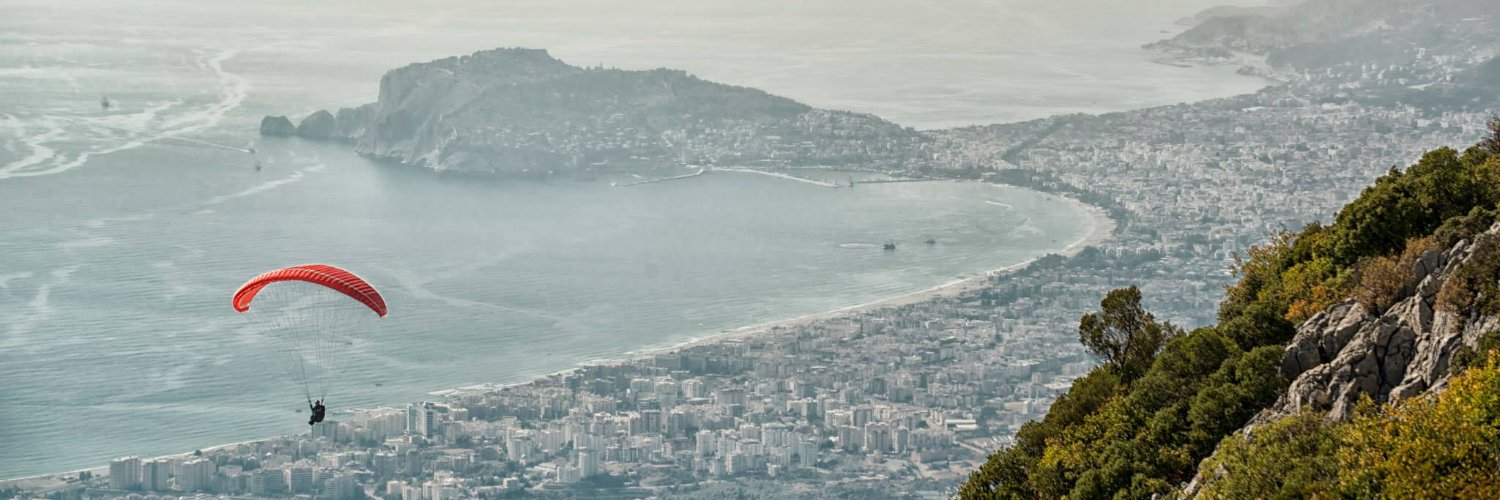 gltekinalayan's profile banner image