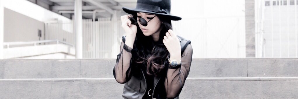 CZLES's profile banner image