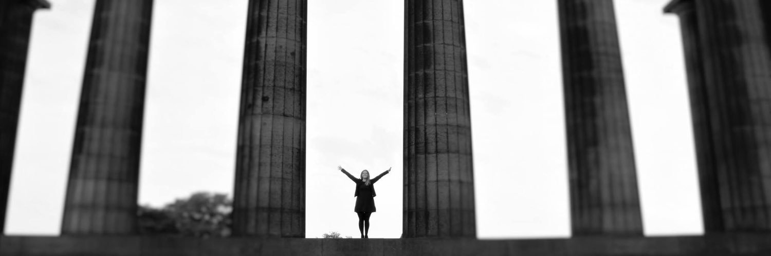 LauradaCruz's profile banner image