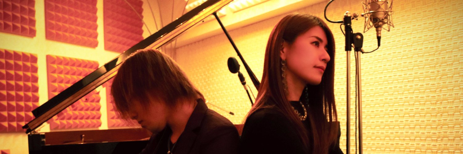 shizstweet's profile banner image