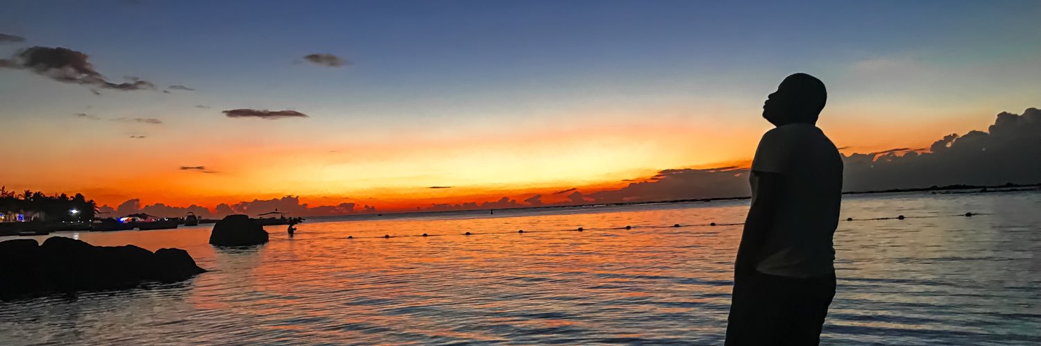 Tabsole's profile banner image