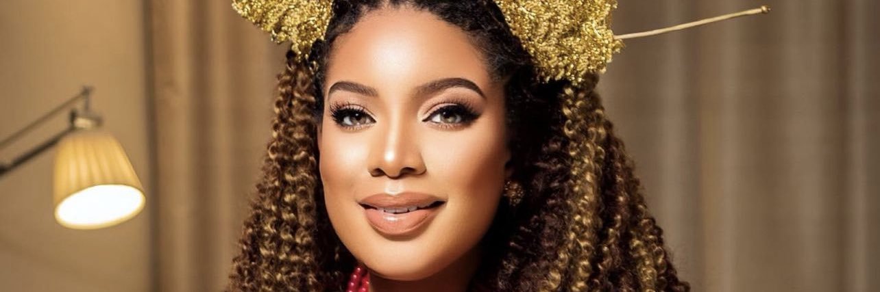 Monalisa Chinda Team banner