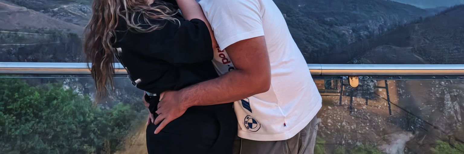 brunaqueiros3's profile banner image