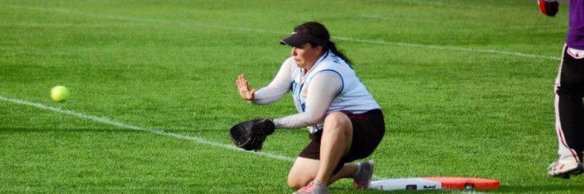 Liz Knight 🥎 banner