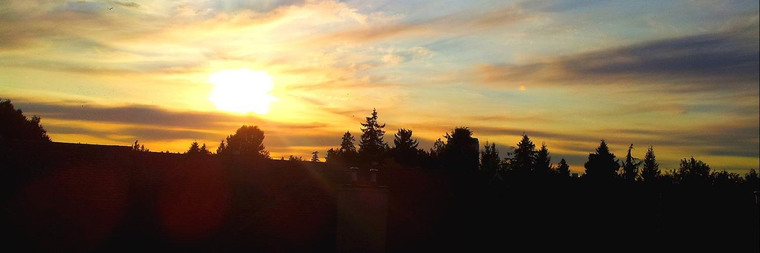 Joyceee 🇨🇦 🌹🌸 banner