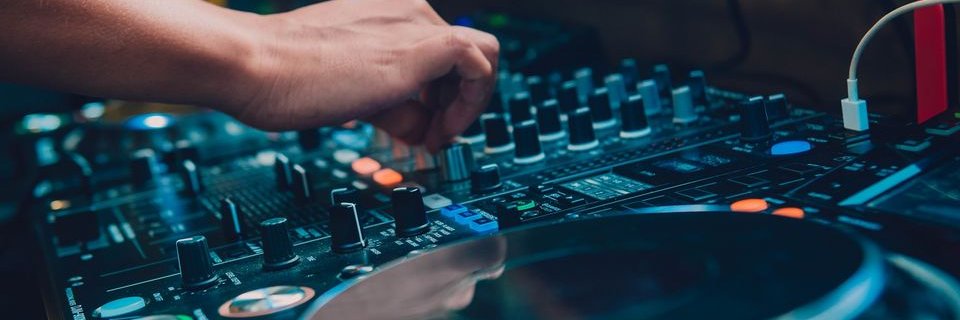 TheVinylKid's profile banner image