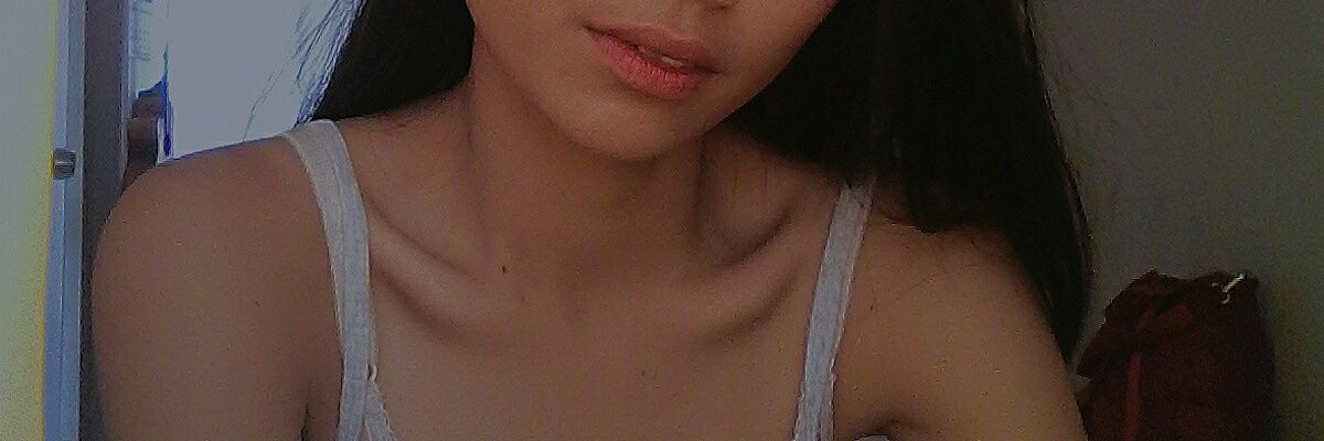 swelyna's profile banner image