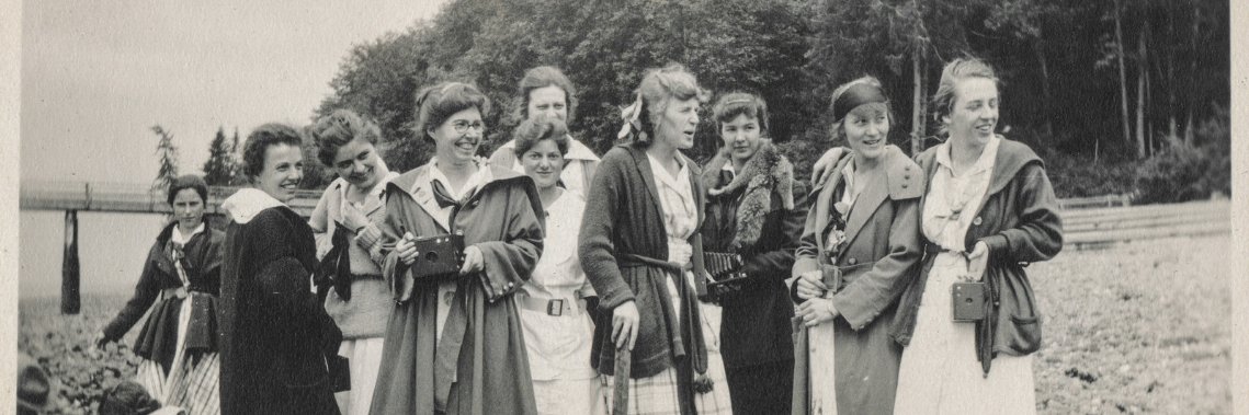 penovska's profile banner image