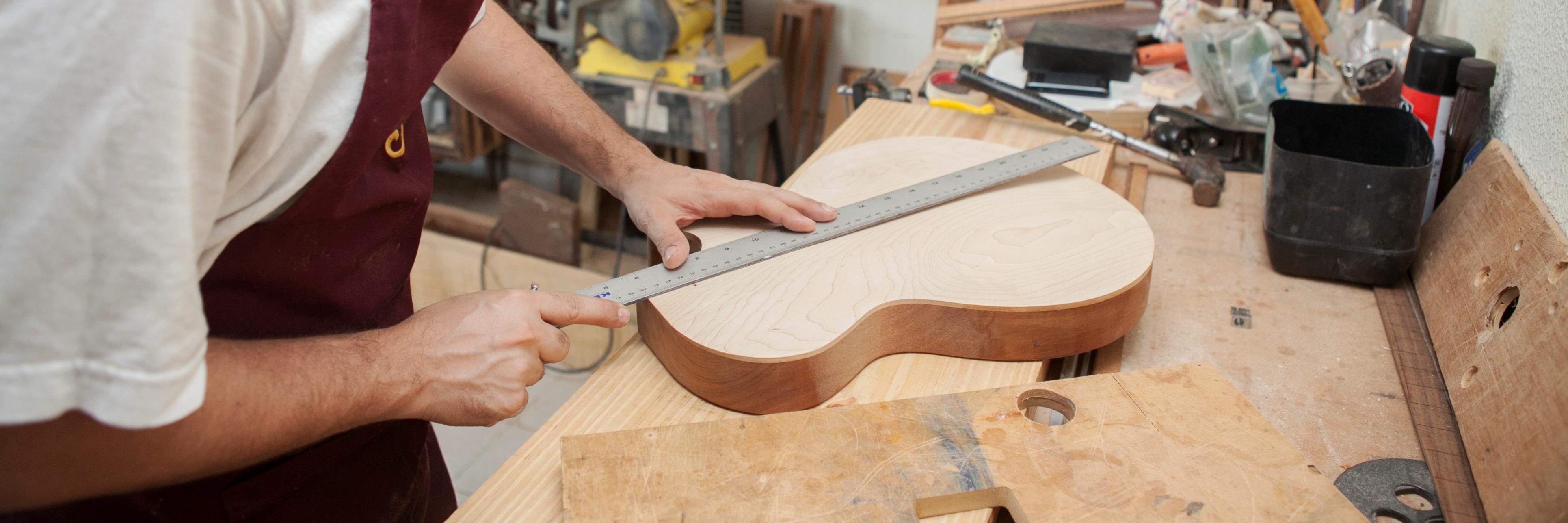 Aroutine Guitars banner