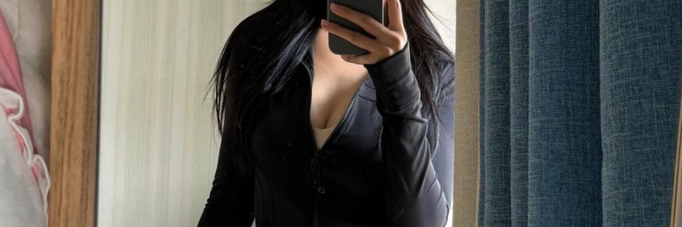 aellebara's profile banner image