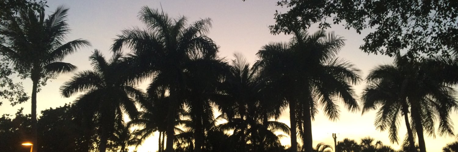 Helen_ezb's profile banner image