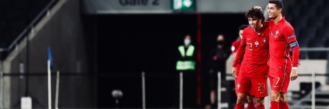 razLRay_'s profile banner image