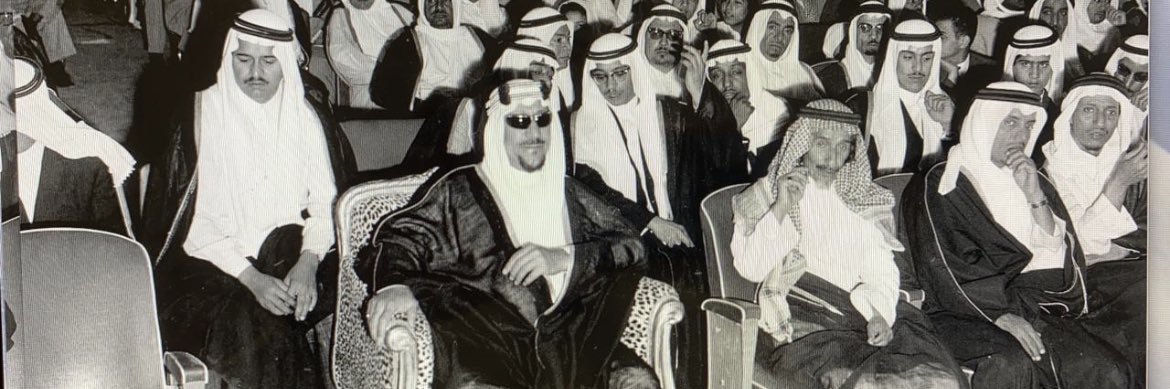 عزام banner