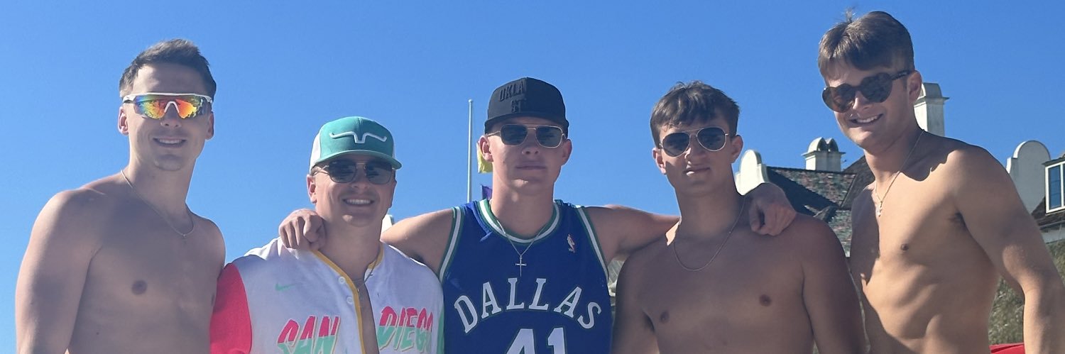 davis_mohn's profile banner image