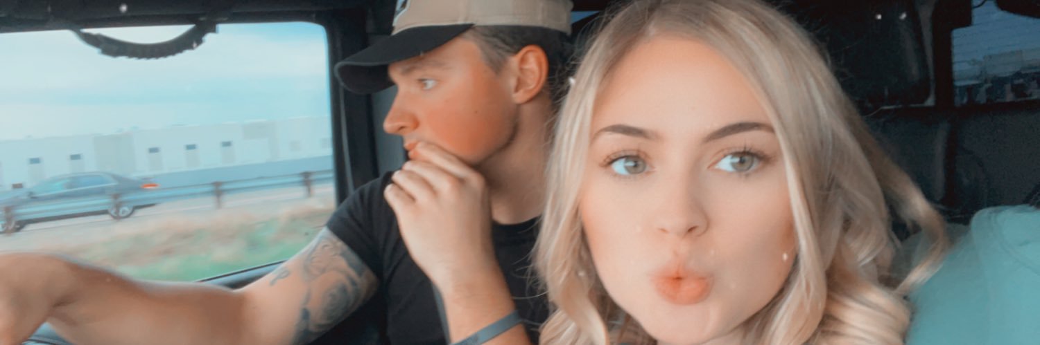 corinnesanders_'s profile banner image