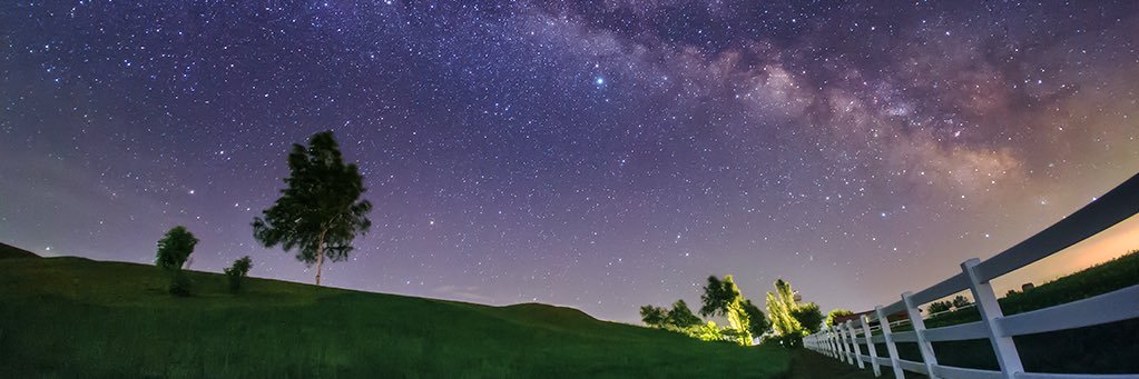 d_i25's profile banner image