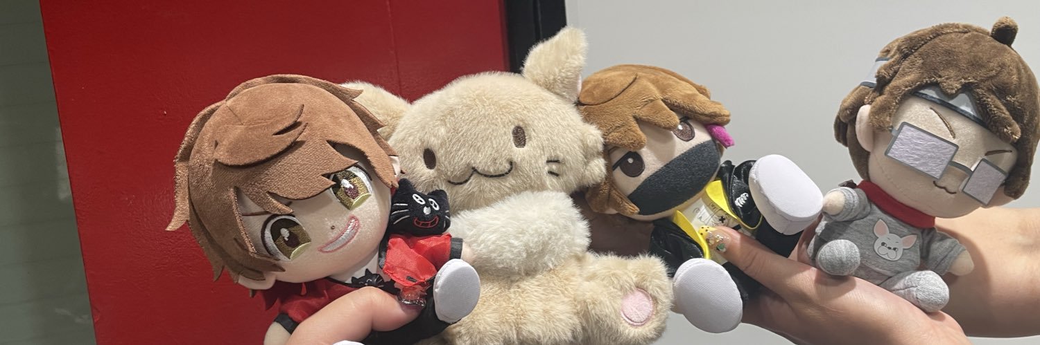 kariams1's profile banner image