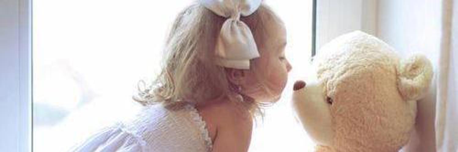 mololina1's profile banner image