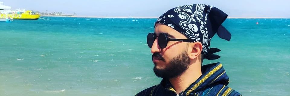 momenadly1's profile banner image