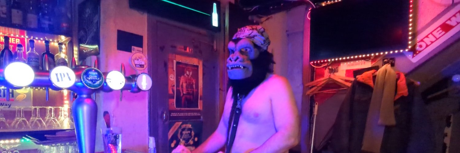 𝕸𝖔𝖓𝖘𝖙𝖊𝖗𝖇𝖆𝖎𝖙 banner