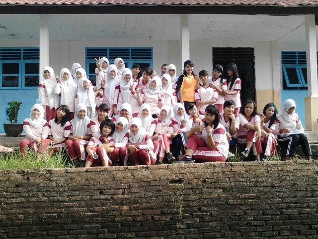 FitrianiFiri's profile banner image