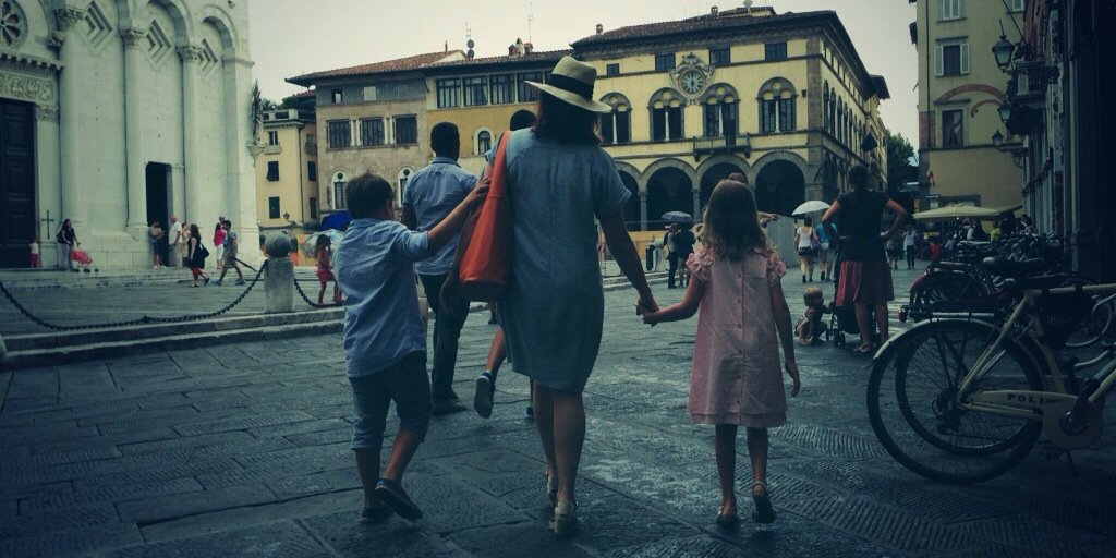 laura faulkner banner