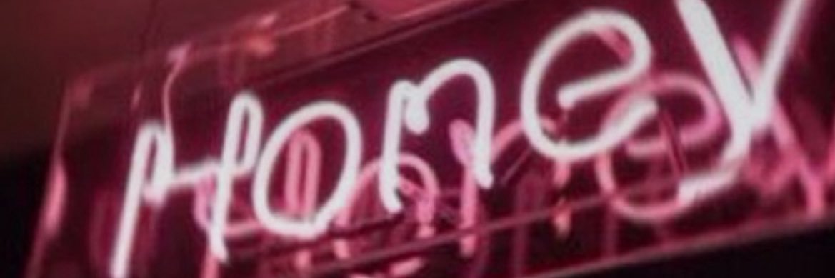 loveAmmber's profile banner image