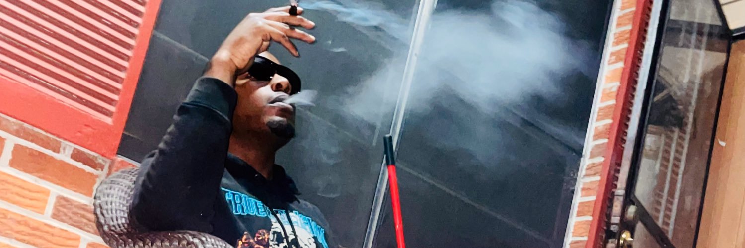 Dee_Mill__'s profile banner image