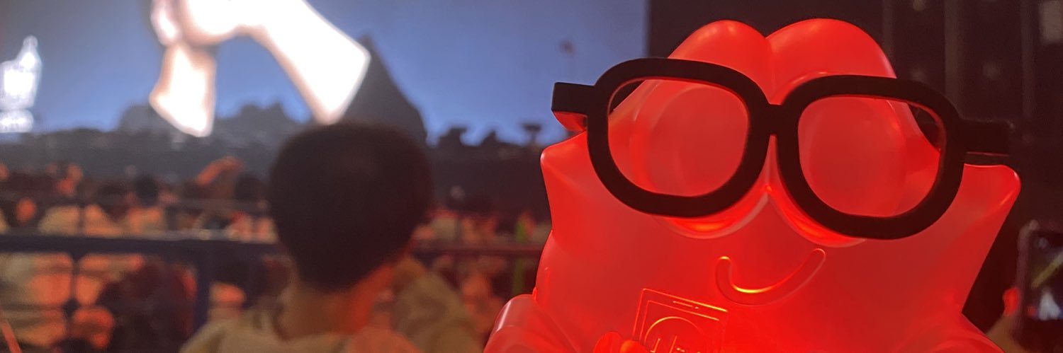 AMakehappy's profile banner image