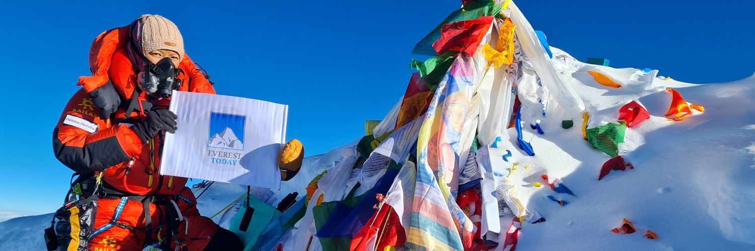 Everest Today's banner