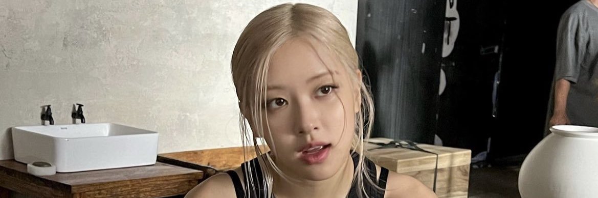 Bimoobanana's profile banner image