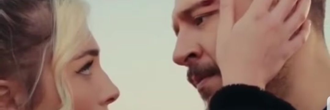 iqradible's profile banner image