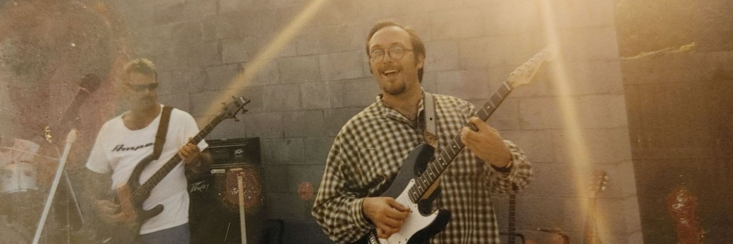 BusterKnuttz's profile banner image